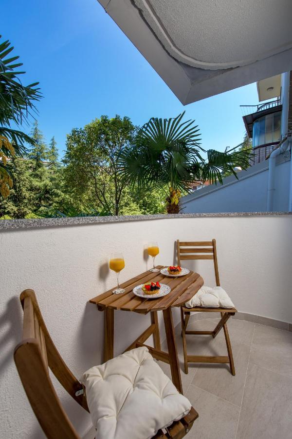 Modern Di Piu With Free 20m2 Garage Parking Apartment